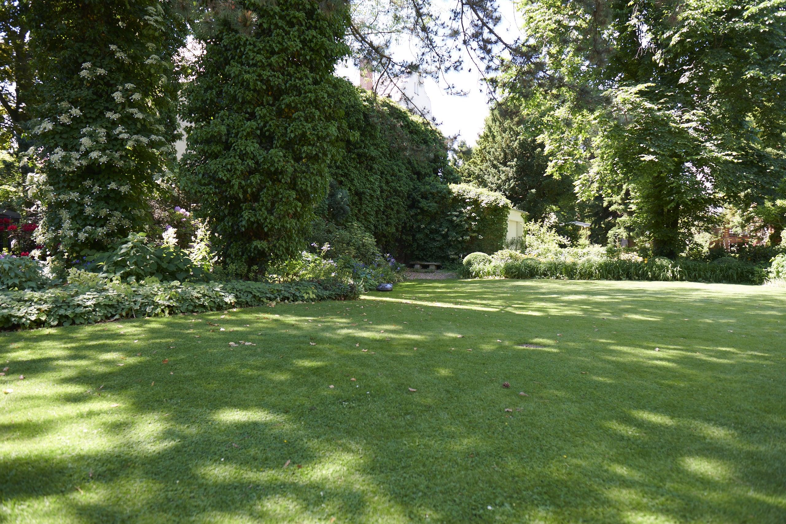 Das Reservat Berlin: Gartengestaltung, Gartenbau, Gartenpflege - Das_Reservat_Gaerten_0812-min